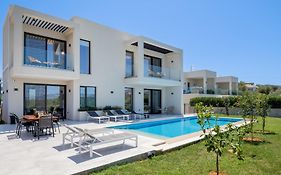 Akea Villas