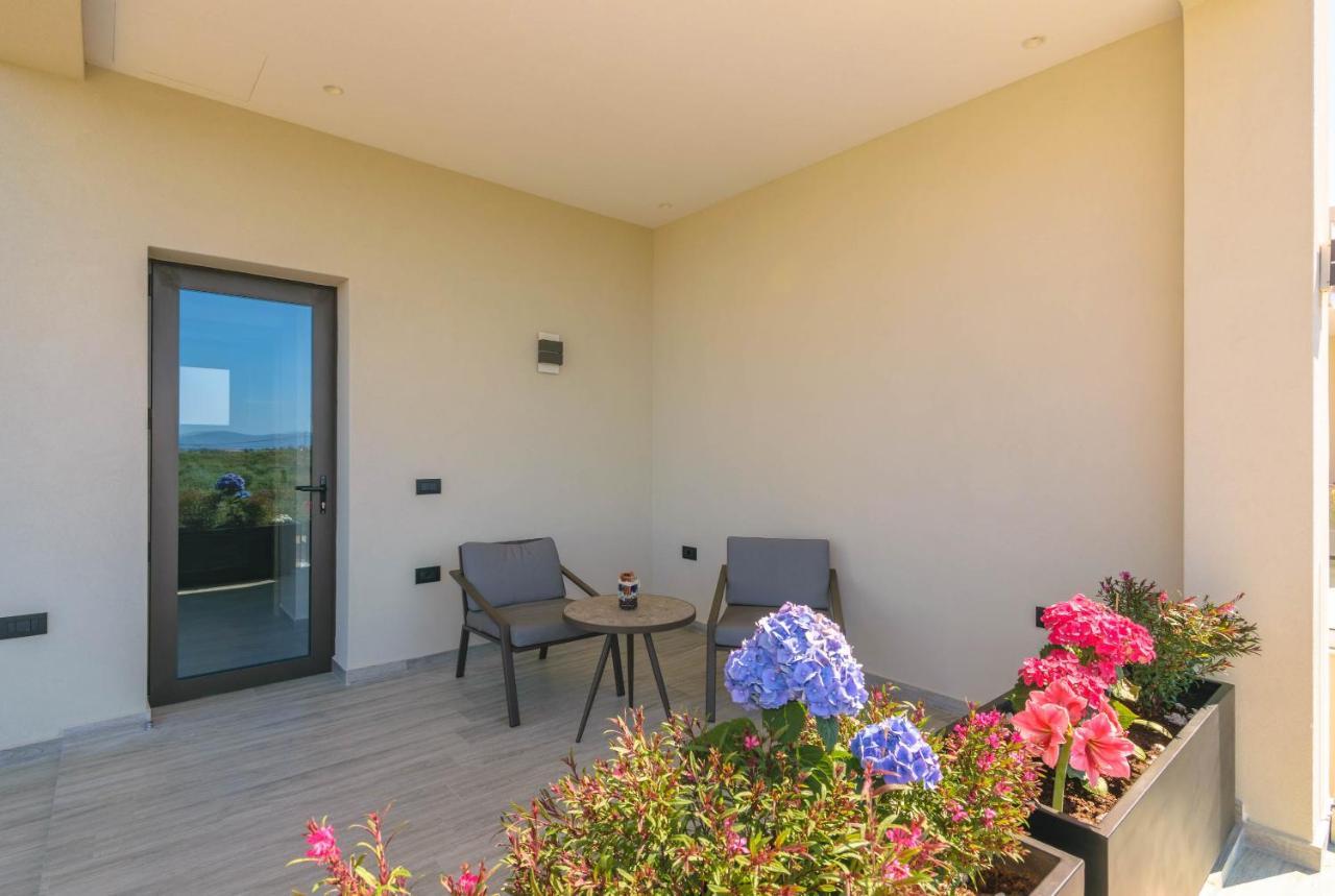 Akea Villas Tragaki Exterior photo